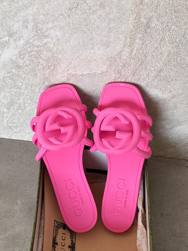 GUCCI Interlocking G Slide Sandal - Rubber Sole (Fuchsia Pink)